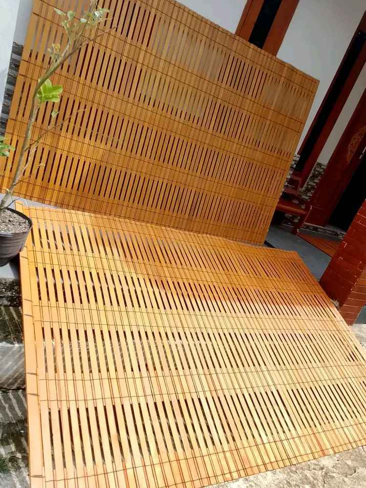 Tirai Kayu Jogja